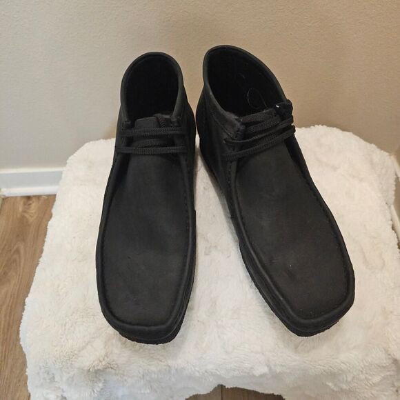 NWOT Clark's Wallabee Black Boots Size 12 - Picture 1 of 6